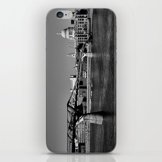 Views To St. Pauls iPhone & iPod Skin