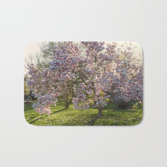 Magnolia tree in spring Bath Mat
