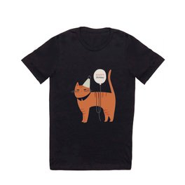 a dissatisfied cat wishes you a happy birthday T Shirt