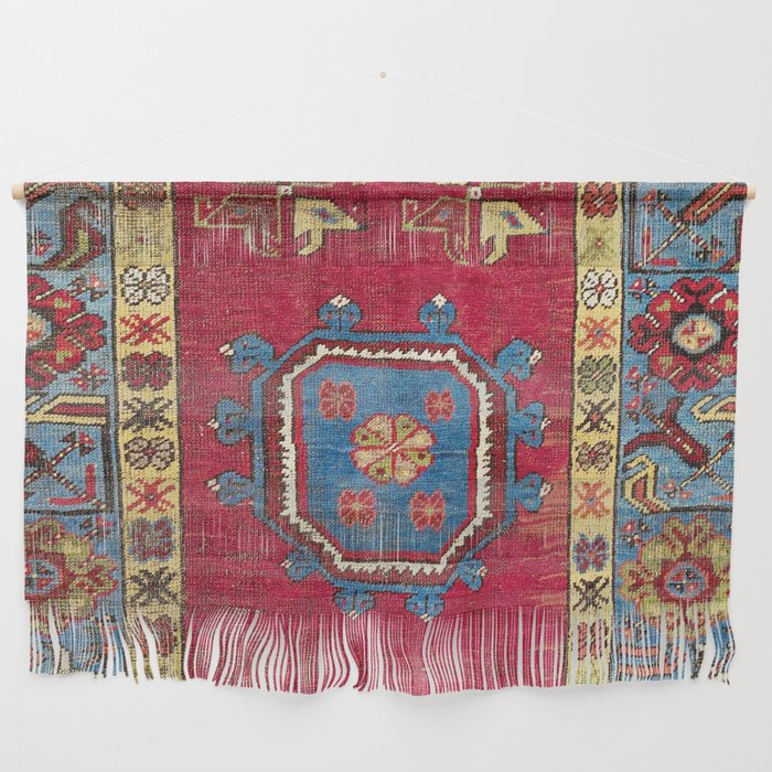 Carpet wall hanging top