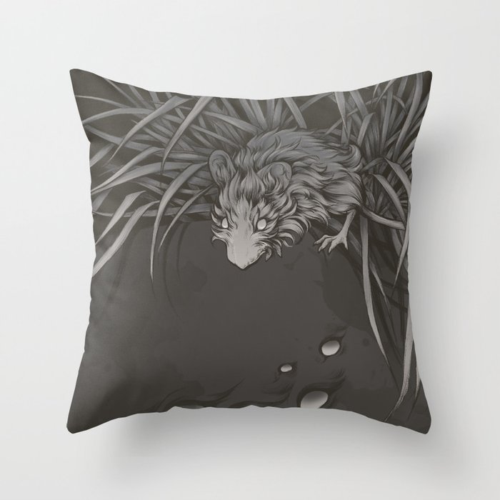 Mouse in grass Throw Pillow