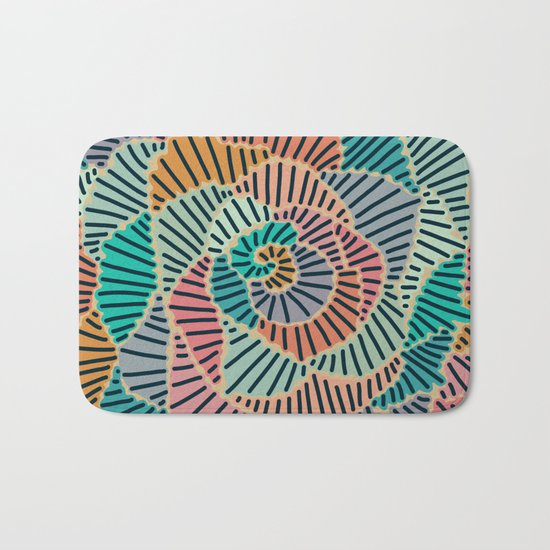 Curves 3 Bath Mat