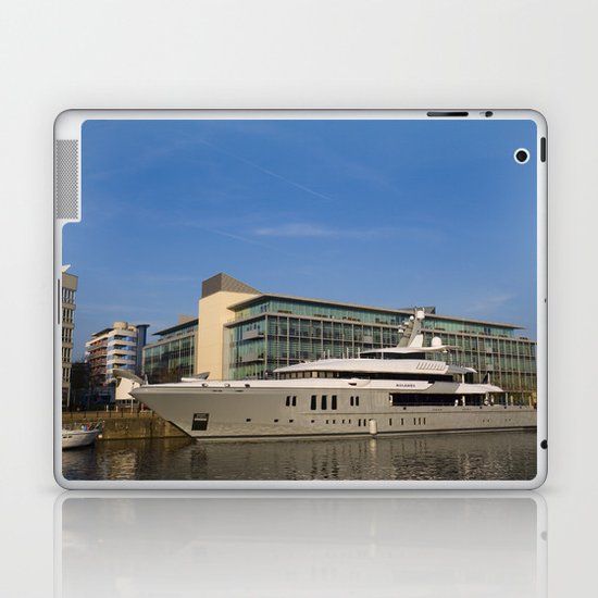 MOGAMBO SUPER YACHT Laptop & iPad Skin