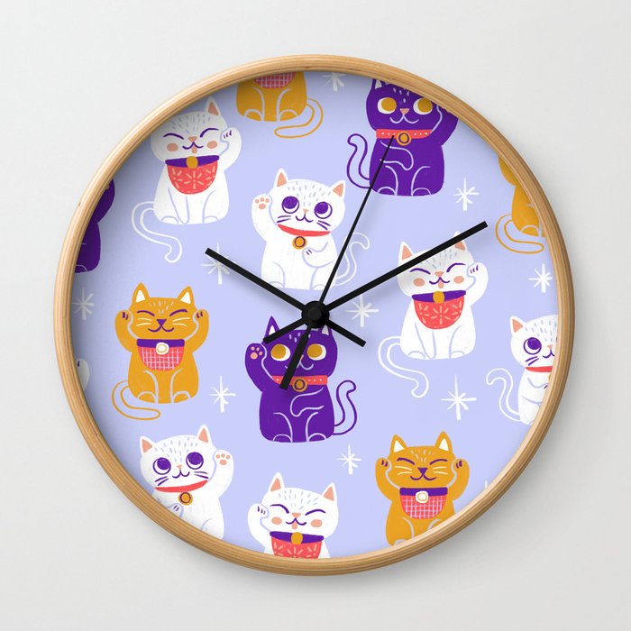 Waving deals cat clock
