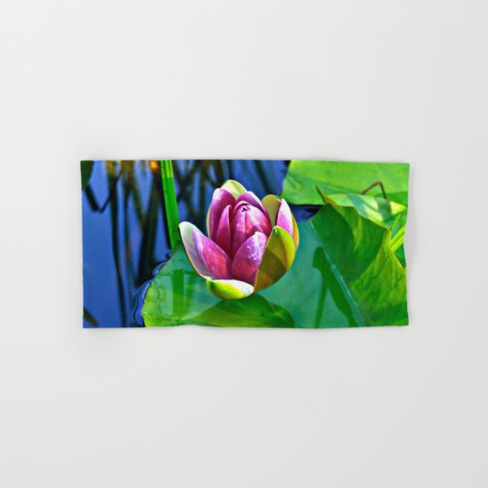 Summery Ode to the WATER LILY Hand & Bath Towel