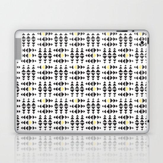 Bee Sting Laptop & iPad Skin