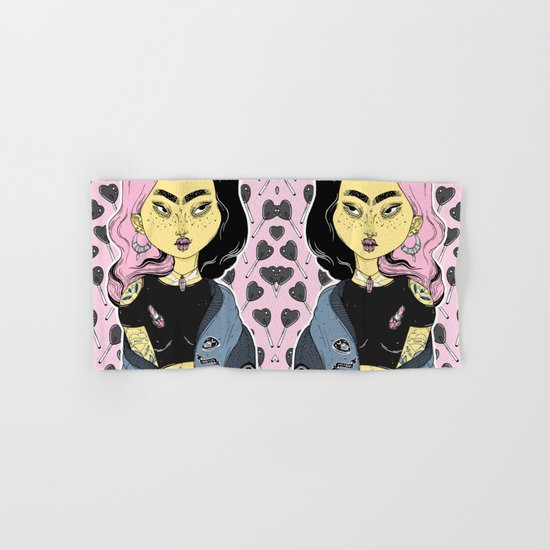 M o n i c a Hand & Bath Towel