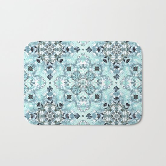 Soft Mint & Teal Detailed Lace Doodle Pattern Bath Mat