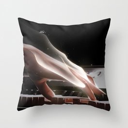 The piano love. Throw Pillow