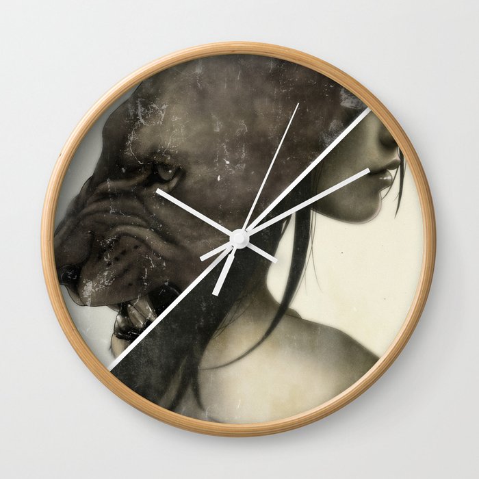 Live To Win. Wall Clock