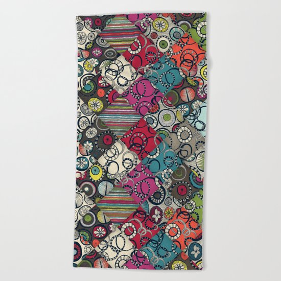 Honolulu diamonds Beach Towel