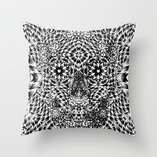 Skull VII Throw Pillow