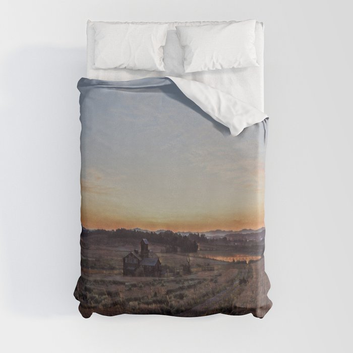 Countryside at sunset Duvet Cover