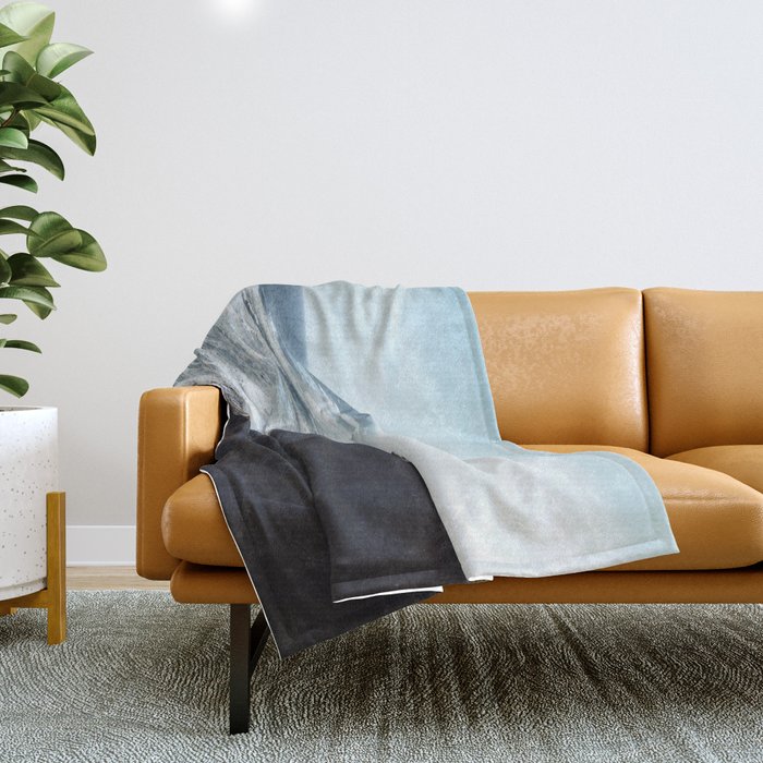 Montauk throw clearance
