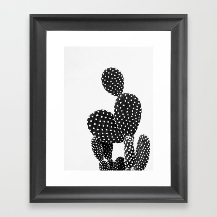 cactus vertical Framed Art Print