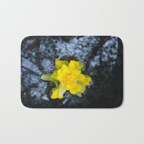 Narcissus, Oh such a Narcissus! Bath Mat
