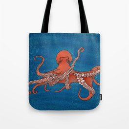 Octopus approaching Tote Bag