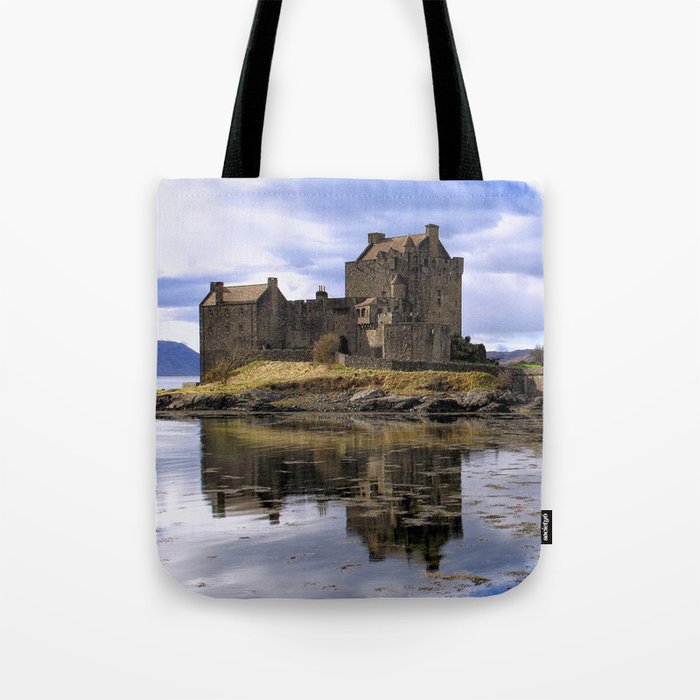 Eilean Donan Castle Scotland Tote Bag