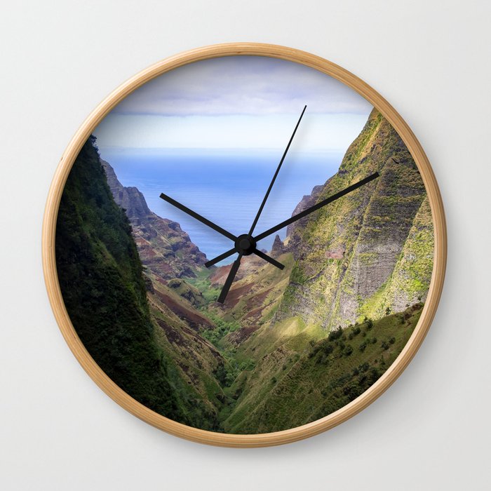 Hawaii: Ocean Aerial View from the Napali Cliffs Wall Clock