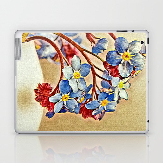Dainty Flowers 439 Laptop & iPad Skin
