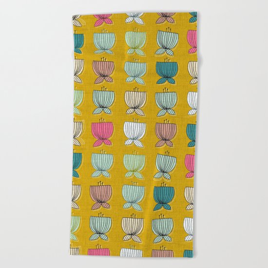 flower cups yellow Beach Towel