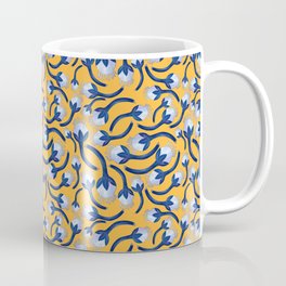 Floral Chinoiserie Pattern - Chinese East Asian Culture Yellow Blue Watercolor Motif Vintage Coffee Mug