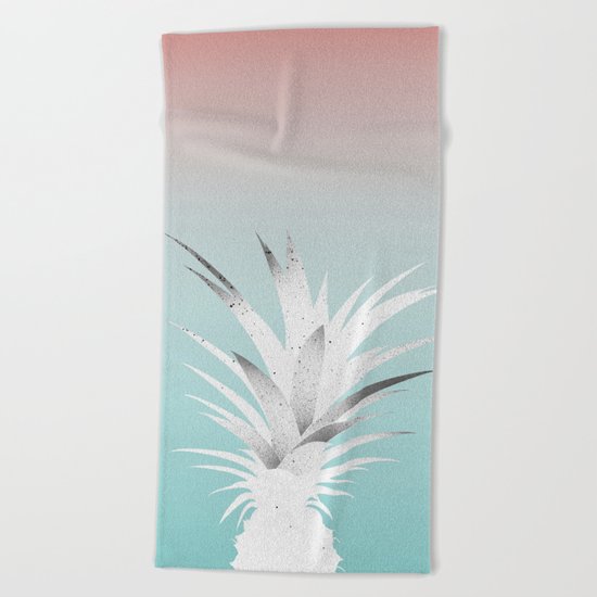 ananas comosus Beach Towel