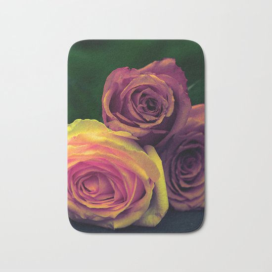 Vintage roses(10) Bath Mat