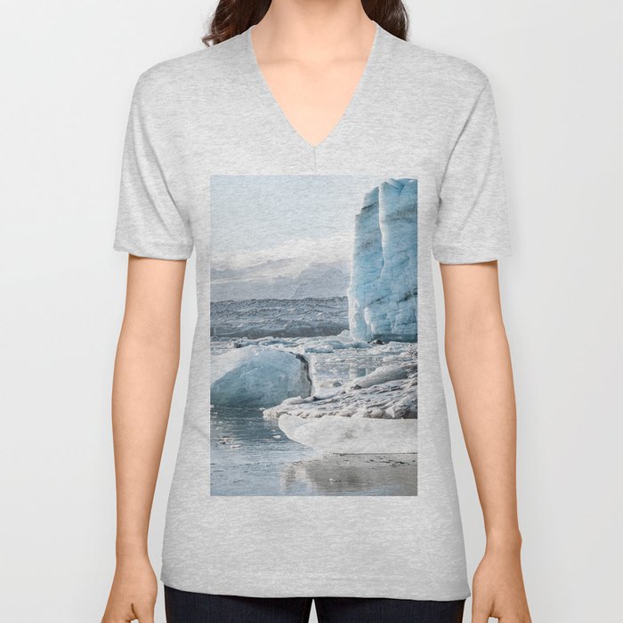  Blue Ice Jökulsárlón Iceberg Lagoon Iceland V Neck T Shirt