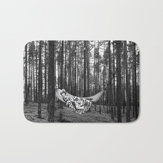 BETWEEN TREES Bath Mat