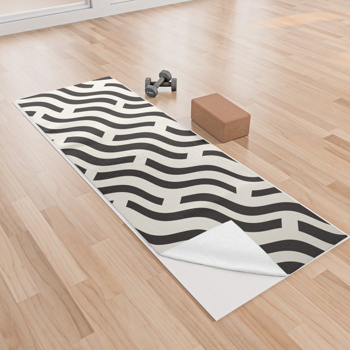 Black and White Wave Pattern Yoga Towel