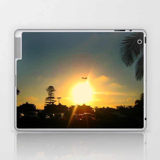 Air Plane In The Sun Laptop & iPad Skin