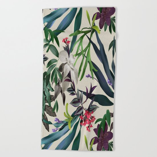 Tropical leaf pattern II Beach Towel