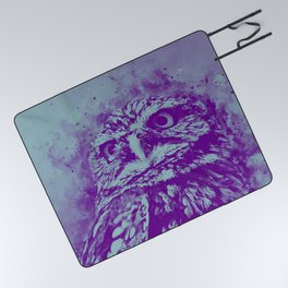 owl portrait 5 wspb Picnic Blanket