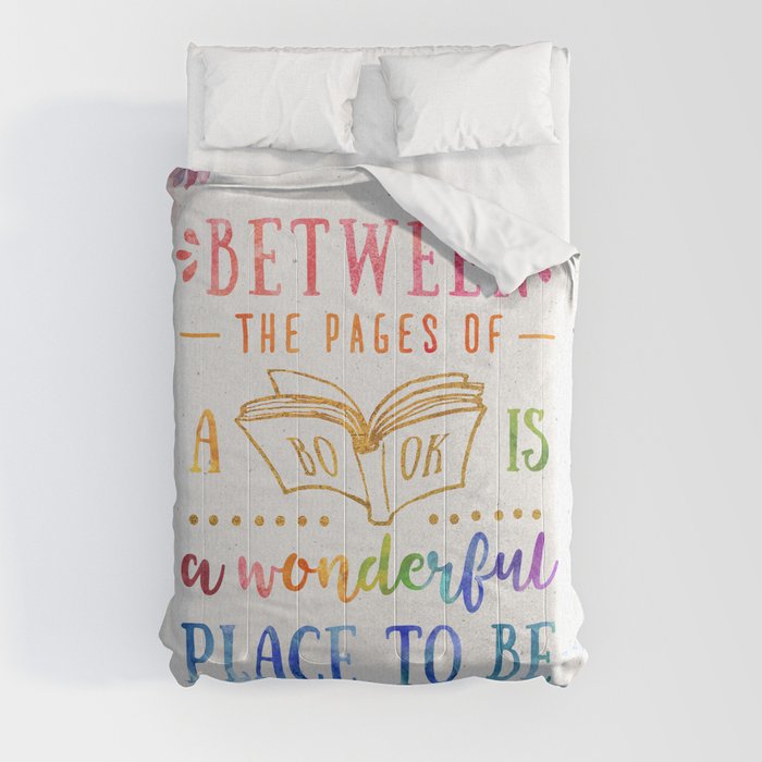 Between the pages Comforter