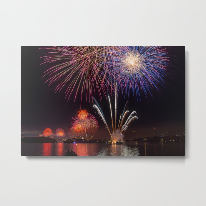 Fireworks on Sydney Harbour Metal Print