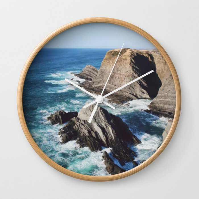 Cataracts, Geographical feature Wall Clock
