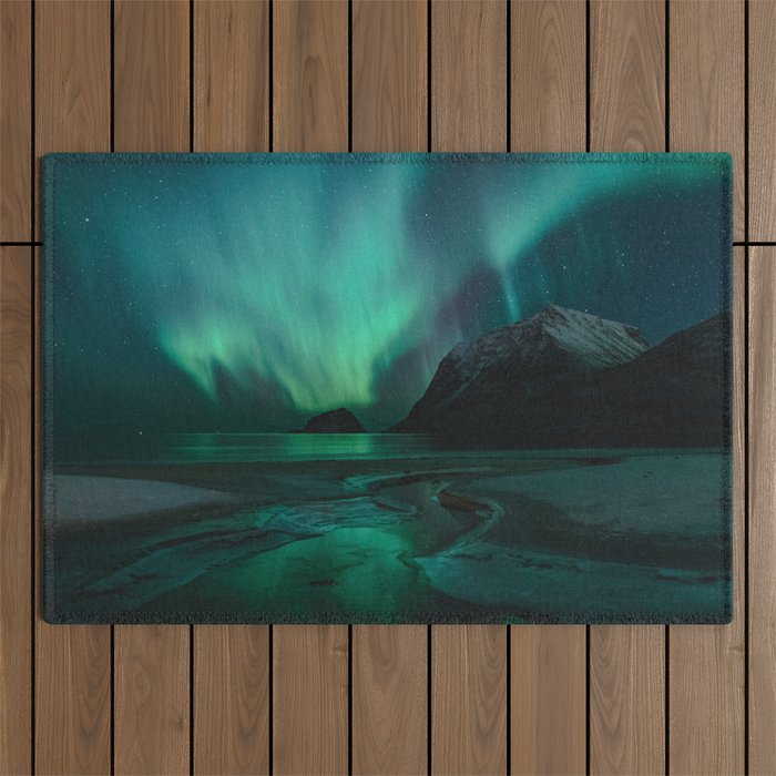 Green Beauty - Landscape and Nature Photography Outdoor Rug