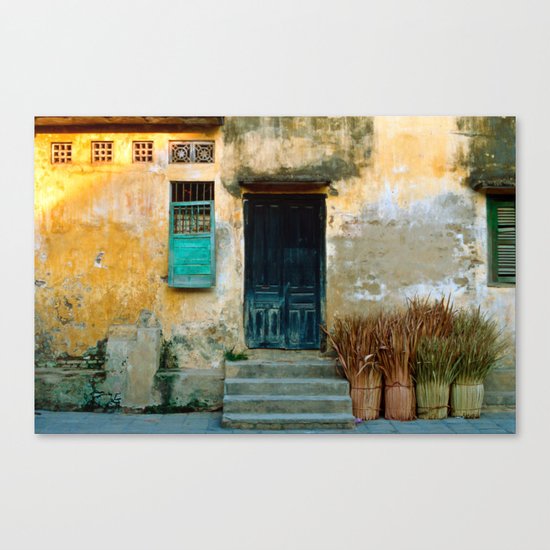 VIETNAMESE FACADE - HOI AN Canvas Print