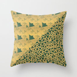 Manta Eagle Ray pattern Throw Pillow