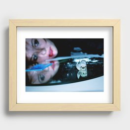 A glimpse of life Recessed Framed Print