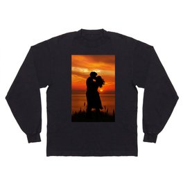 Sunset Kissing on the beach Long Sleeve T-shirt
