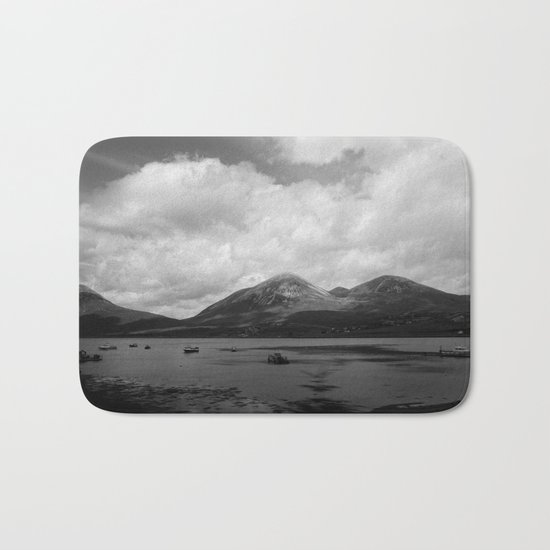 Colorless Paradise Bath Mat