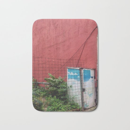 look at the sky Bath Mat