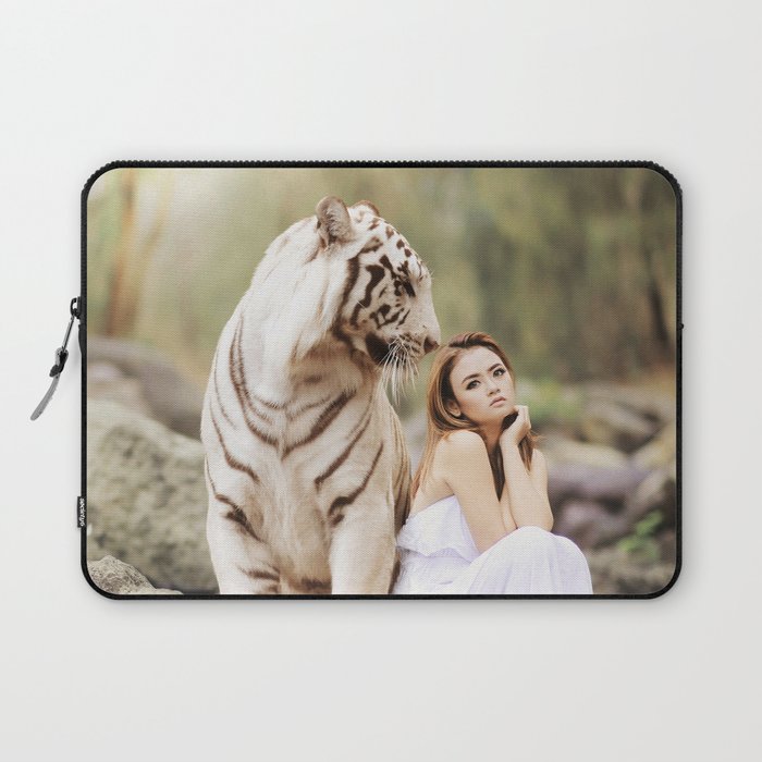 Tiger laptop sleeve top