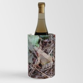 Frog in the forest - nature photography Wine Chiller