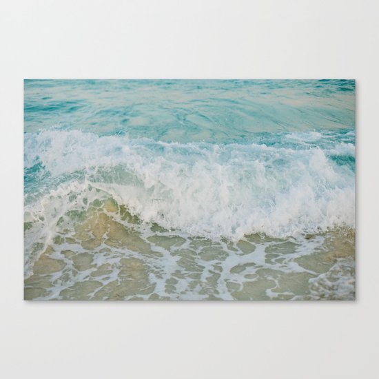 Ocean wave Canvas Print
