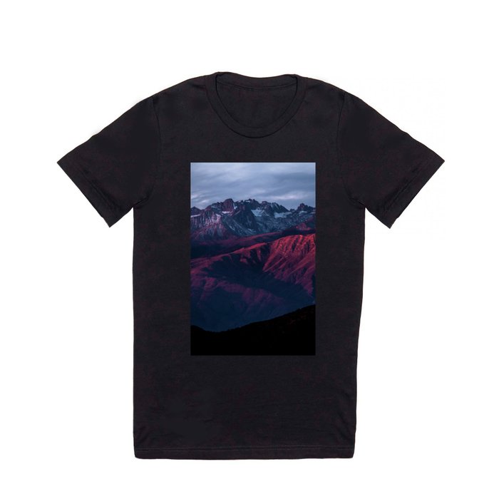 Red mountain 4 T Shirt