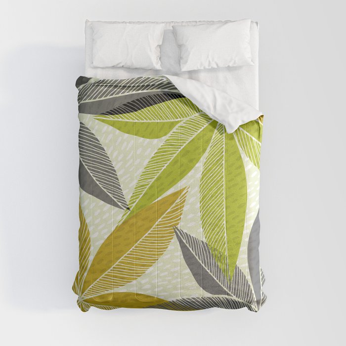 Modern Tropical Floral Print Comforter