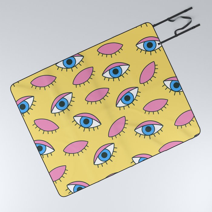 Eye 80's aesthetic style Picnic Blanket